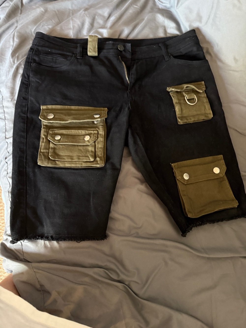 Black Jean Shorts with Olive Utility Pockets - Men's Casual Cargo Style